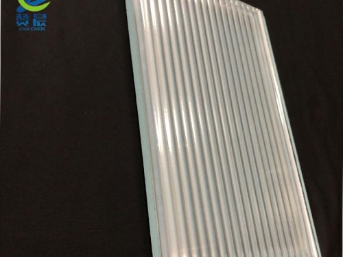EVA玻璃夾膠膜融化溫度較低、流動性好